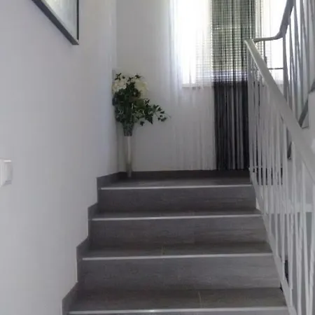 Westend B. 95 Apartment